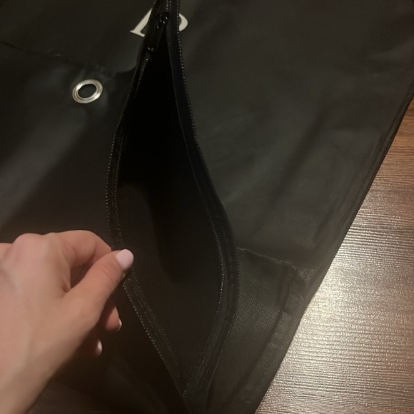 NEW banana republic garment bag - Picture 2 of 3